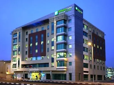 Holiday Inn Express Dubai Jumeirah, An Ihg Hotel