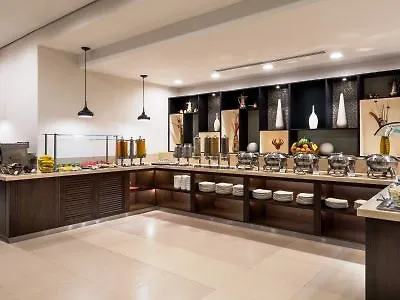 Holiday Inn Express Dubai Jumeirah, An Ihg Hotel
