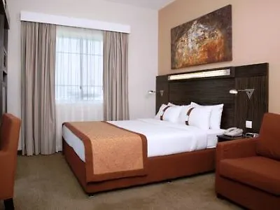 Holiday Inn Express Dubai Jumeirah, An Ihg Hotel